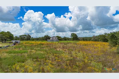 84 Longhorn Road, Stockdale, TX 78160 - Photo 16
