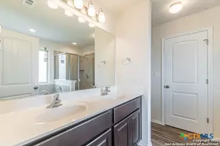 2401 Ranger Pass, Seguin, TX 78155 - Photo 20