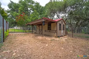 501 Lovejoy Ln, San Marcos, TX 78666 - Photo 6