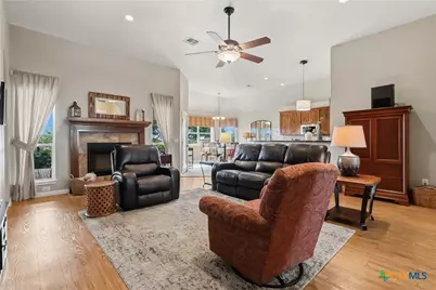 2249 Sun Pebble Way, New Braunfels, TX 78130 - Photo 6