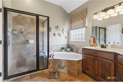 2249 Sun Pebble Way, New Braunfels, TX 78130 - Photo 18