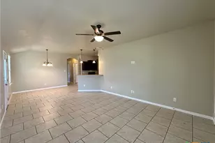 1306 Vanguard Ln, Killeen, TX 76549 - Photo 2