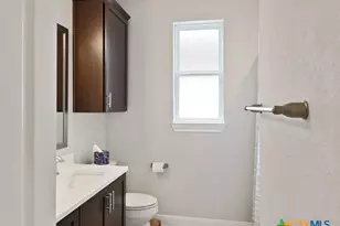 783 N Academy Ave, New Braunfels, TX 78130 - Photo 14