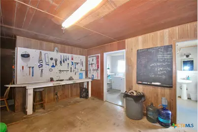 3901 N State Highway 95, Moulton, TX 77975 - Photo 24