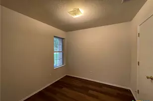 2105 Miller St, Belton, TX 76513 - Photo 16
