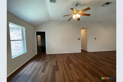 2105 Miller Street, Belton, TX 76513 - Photo 4