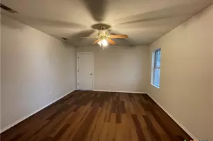 2105 Miller St, Belton, TX 76513 - Photo 6