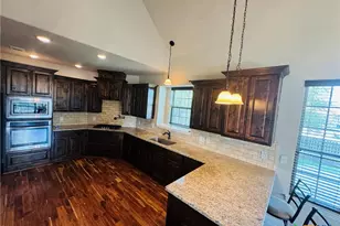 2021 Harvest Dr, Nolanville, TX 76559 - Photo 12