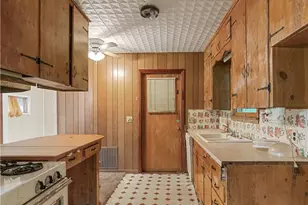401 Kerr St, Edna, TX 77957 - Photo 12