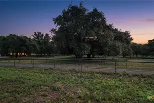 3275 Live Oak Rd, Cuero, TX 77954 - Photo 4