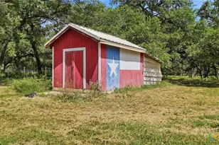 3275 Live Oak Rd, Cuero, TX 77954 - Photo 8