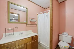 3275 Live Oak Rd, Cuero, TX 77954 - Photo 34