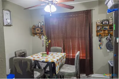 148 S Mount Auburn, Goliad, TX 77963 - Photo 10