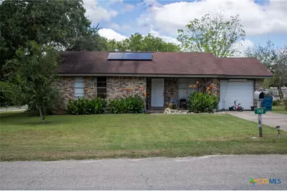 148 S Mount Auburn, Goliad, TX 77963 - Photo 2