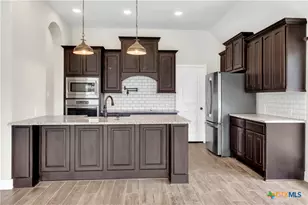 2912 Countryside Path, Seguin, TX 78155 - Photo 6
