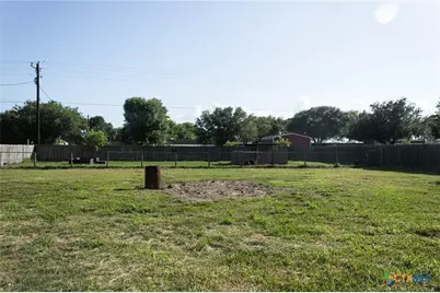 203 Elaine Street, Victoria, TX 77904 - Photo 28
