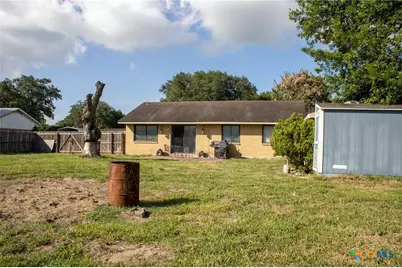 203 Elaine Street, Victoria, TX 77904 - Photo 30