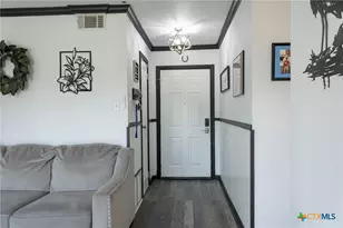 203 Elaine St, Victoria, TX 77904 - Photo 8