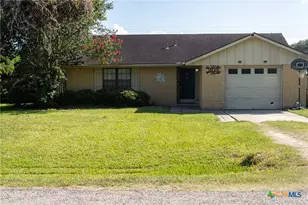 203 Elaine St, Victoria, TX 77904 - Photo 1
