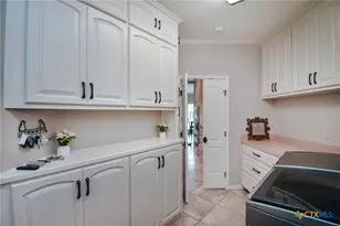 108 Ontario St, Victoria, TX 77905 - Photo 30