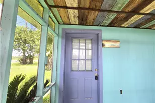 503 E Dallas Ave, Seadrift, TX 77983 - Photo 8