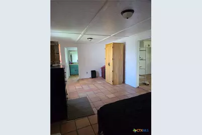 503 E Dallas Avenue, Seadrift, TX 77983 - Photo 16