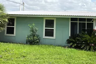 503 E Dallas Ave, Seadrift, TX 77983 - Photo 18