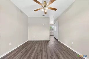 1105 Leslie Cir, Killeen, TX 76549 - Photo 2