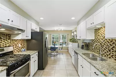 2204 Creekview Drive, Round Rock, TX 78681 - Photo 10