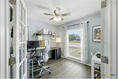 2204 Creekview Drive, Round Rock, TX 78681 - Photo 16