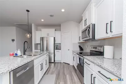 2404 Freddie L. Nichols Sr. Drive, Harker Heights, TX 76548 - Photo 8