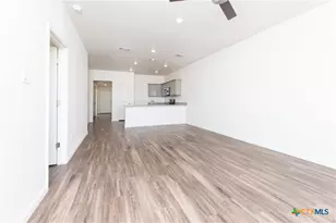 5815 Betty Lou Dr, Killeen, TX 76549 - Photo 2