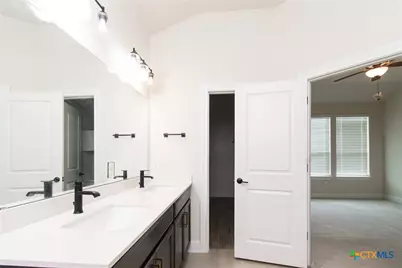 250 Sugar Cane Road, Buda, TX 78610 - Photo 16