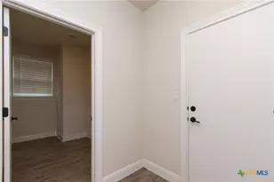 250 Sugar Cane Rd, Buda, TX 78610 - Photo 14