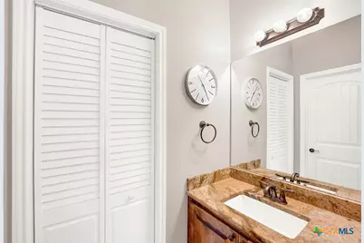 300 Rose Meadow Drive, La Vernia, TX 78121 - Photo 28