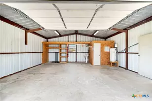 300 Rose Meadow Dr, La Vernia, TX 78121 - Photo 40