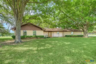 1226 E US Highway 90, Flatonia, TX 78941 - Photo 22