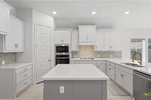 723 Arroyo Dorado, New Braunfels, TX 78130 - Photo 14
