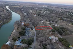 300 Ridge Crest Dr, Seguin, TX 78155 - Photo 28