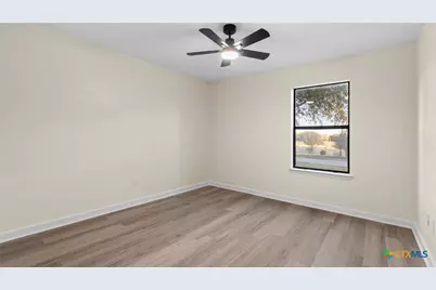 300 Ridge Crest Drive, Seguin, TX 78155 - Photo 10