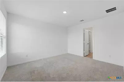 5717 Mangas Circle, Seguin, TX 78155 - Photo 16