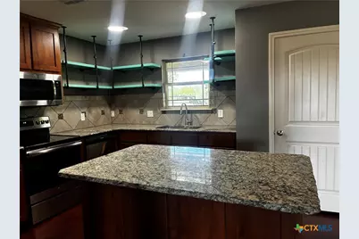 23748 N US Highway 281, Lampasas, TX 76550 - Photo 12