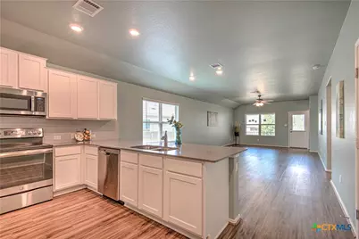 508 Xanadu Drive, Jarrell, TX 76537 - Photo 10