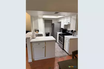 1013 Chestnut Street #D2, San Marcos, TX 78666 - Photo 4