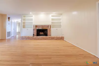 111 Dover Dell Lane, Victoria, TX 77904 - Photo 12