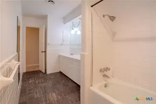 111 Dover Dell Ln, Victoria, TX 77904 - Photo 22