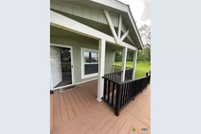 908 N Colorado Street, Edna, TX 77957 - Photo 10