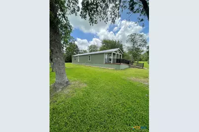 908 N Colorado Street, Edna, TX 77957 - Photo 4