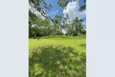 908 N Colorado Street, Edna, TX 77957 - Photo 30