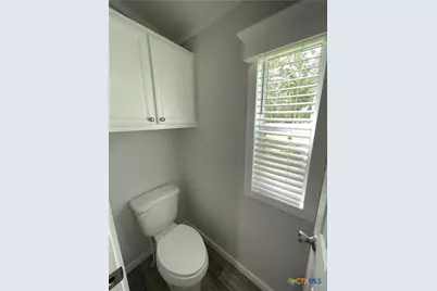 908 N Colorado Street, Edna, TX 77957 - Photo 24
